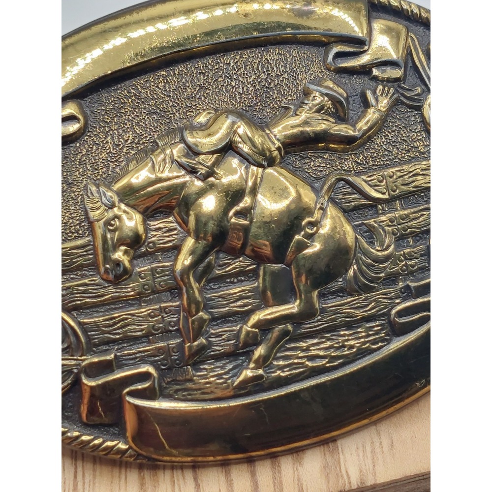 Vintage Western Cowboy Rodeo Bucking Horse Rider Belt Buckle Made USA Gold Oval - Picture 9 of 9